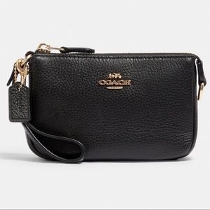 NWT - COACH Wristlet